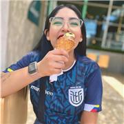 Docente de Español para extranjeros con enfoque comunicativo y cultural.